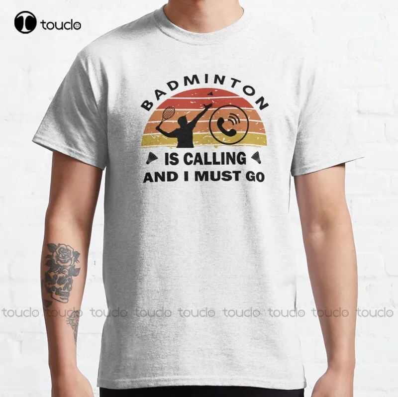 Badminton Is Calling - Kaus Klasik Gaya Siluet Matahari Terbenam